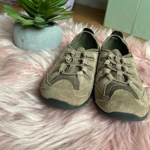 LAND’S END WOMEN SHOE